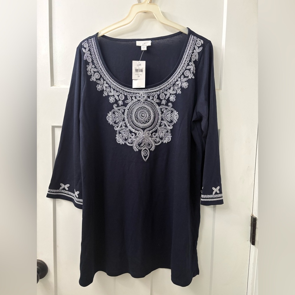 JJill navy embroidered tunic top